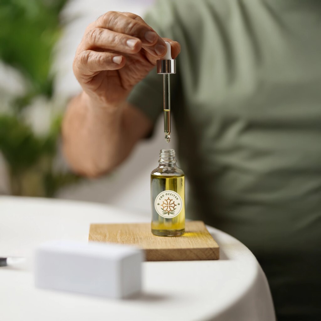 huile CBD Full spectrum | CBD occitan BIO, 100% France, récolté et manucurée à la main